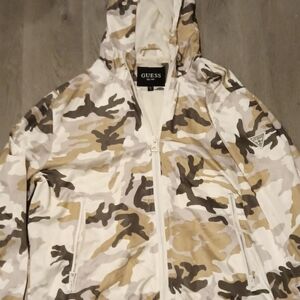 Guess windbreaker